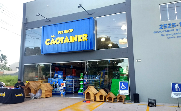 Petshop-caotainer-nova-loja-frente-06